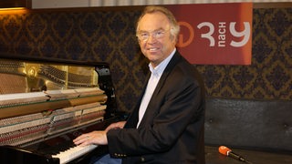 Gottfried Böttger am Klavier